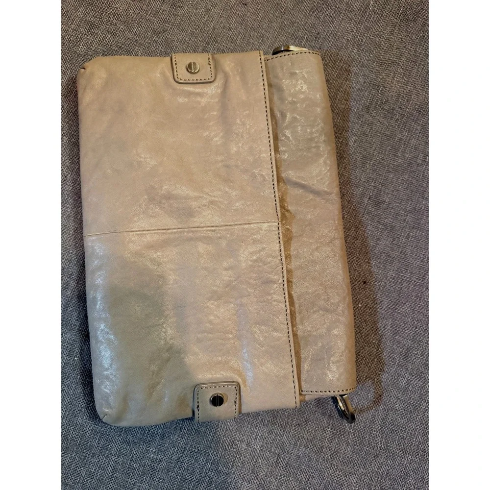 Beautiful Cream leather clutch with detachable shoulder strap by Kenneth Cole